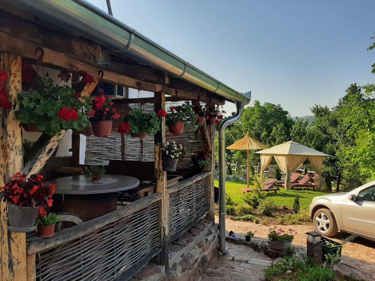 Seosko Domacinstvo „Gabar” Villa Custica Exterior foto