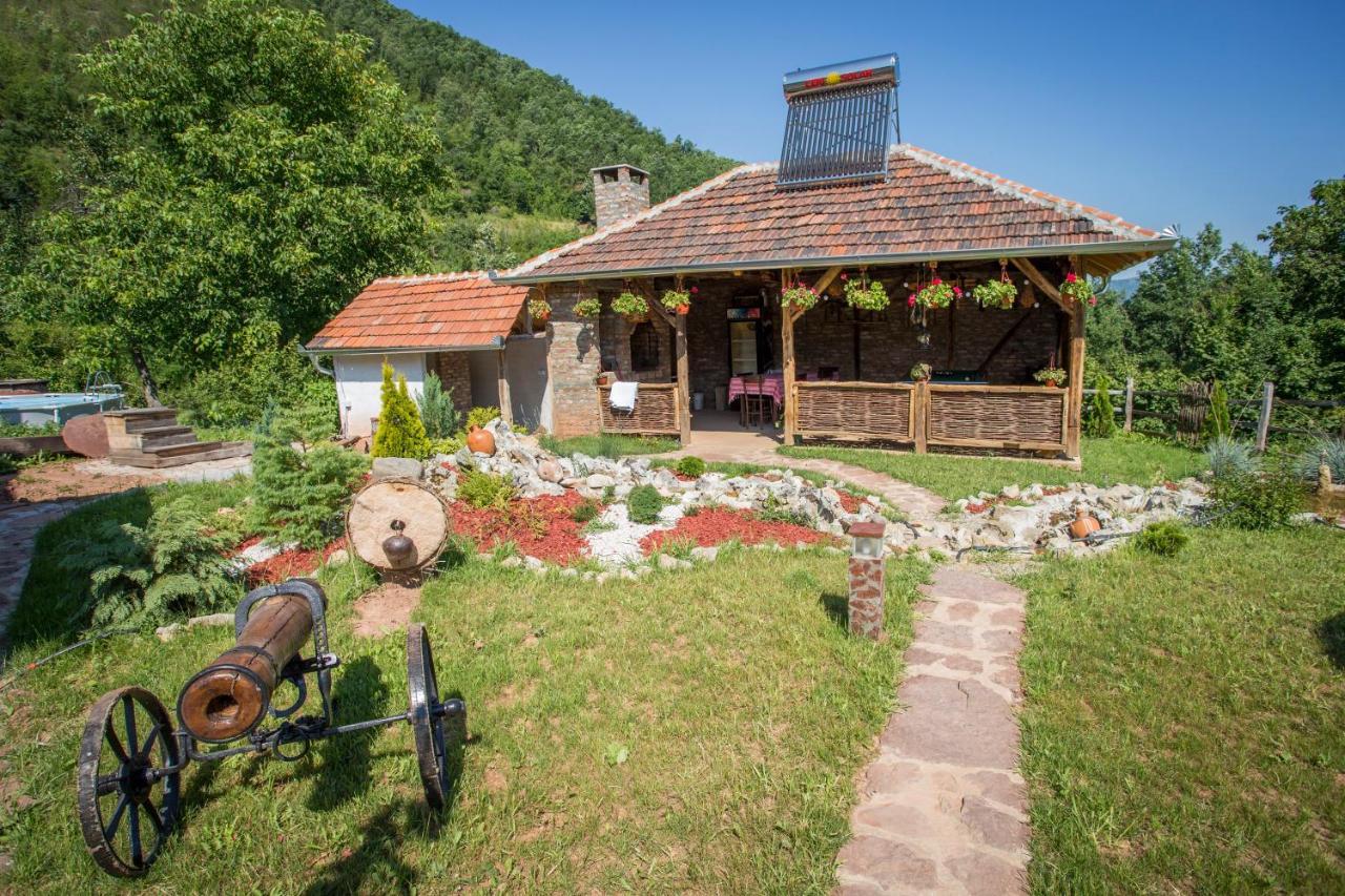 Seosko Domacinstvo „Gabar” Villa Custica Exterior foto